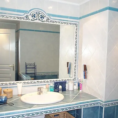 Pont Du Bateau Apartment *